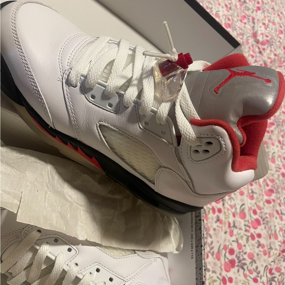Nike Kids White and Red Sneakers